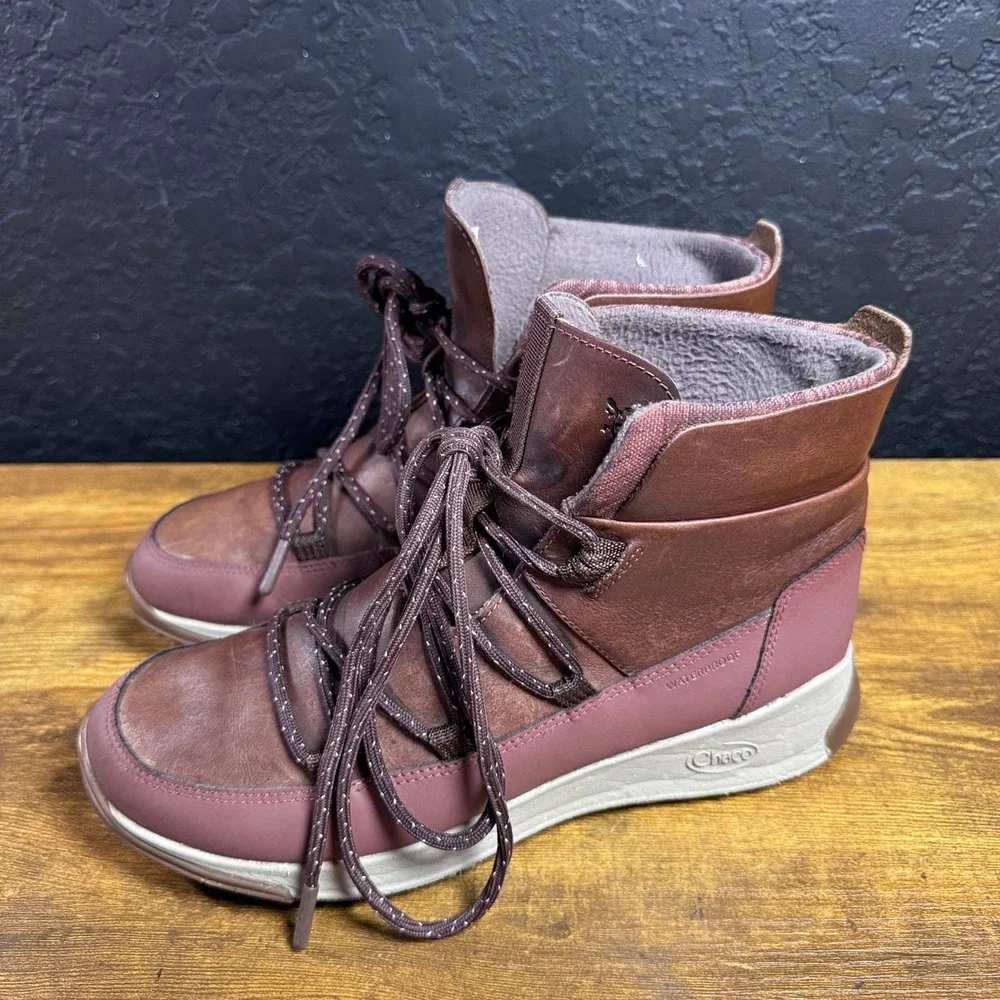 Chaco Borealis Peak Brown Leather Waterproof Hiking Boots Womens 8.5